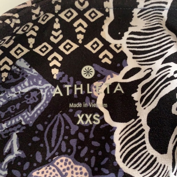 Athleta Patchwork Salutation 7/8 Leggings … - Picture 7 of 8